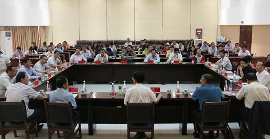 省國資委黨委副書記、副主任陳志忠 在青海物產(chǎn)集團(tuán)講專題黨課